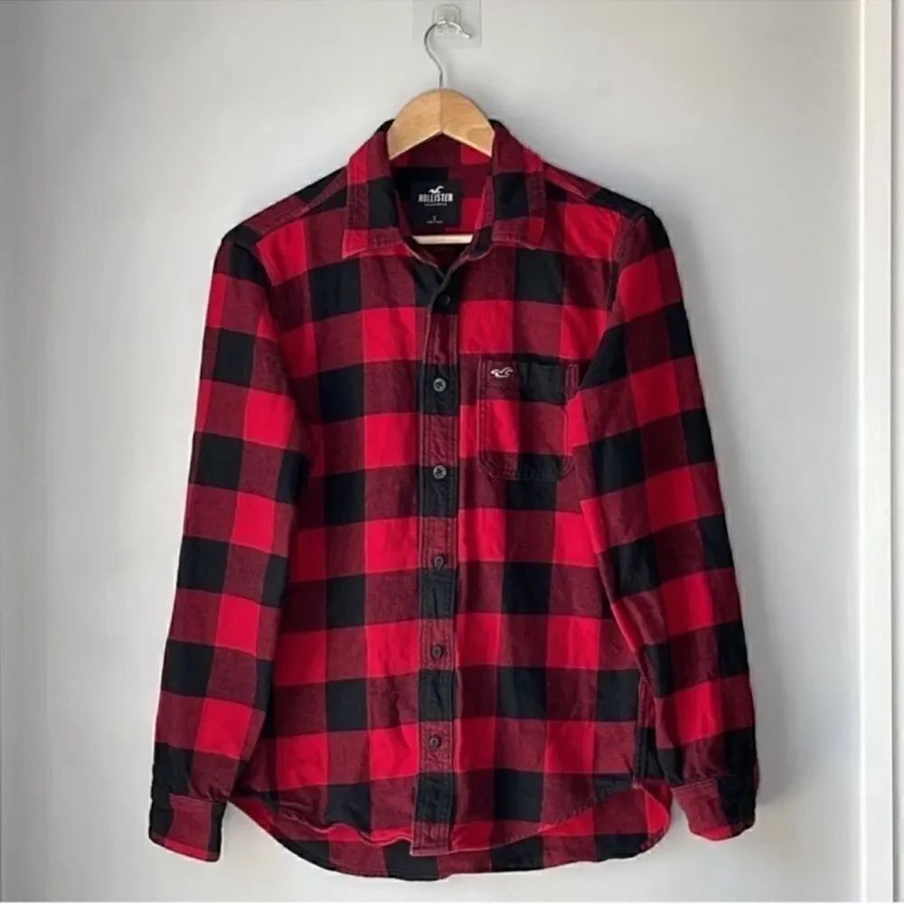 Hollister Christmas Plaid Soft Flannel Button Down Shirt